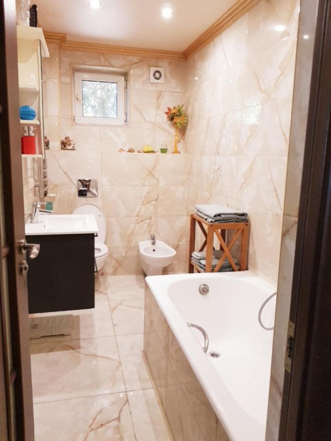Classic Apartment Jūrkalne Extérieur photo